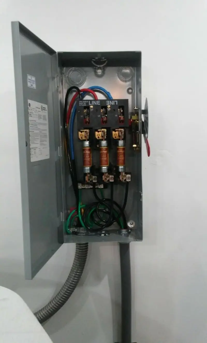 Three-phase disconnect switch installed for Smoke Detector Installation in California